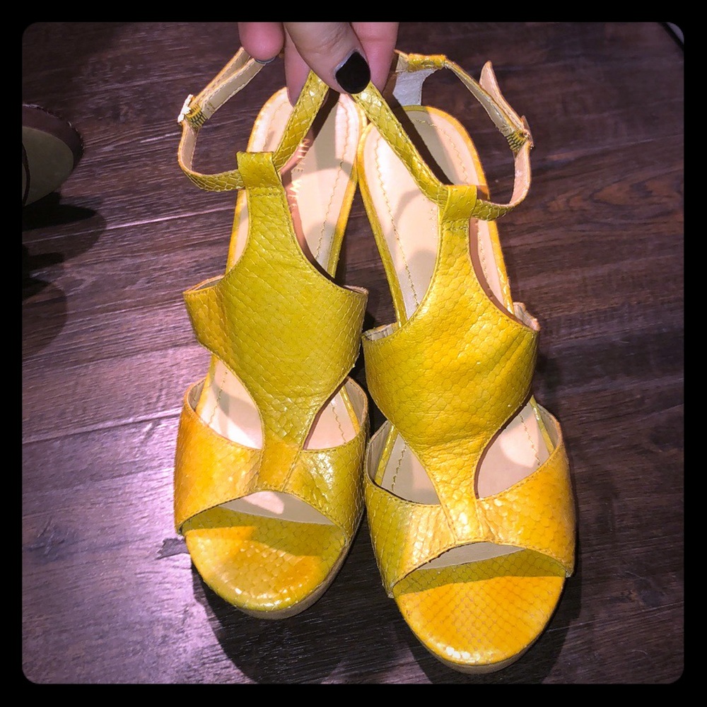 Nine West snakeskin wedges. Worn 1 time. Size 10.